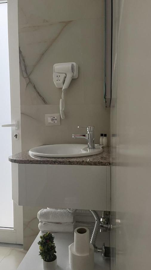 Hotel Ms Saranda Kültér fotó