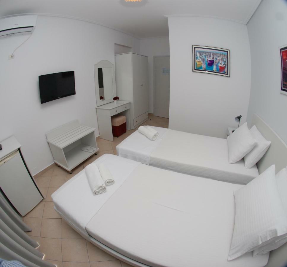 Hotel Ms Saranda Kültér fotó